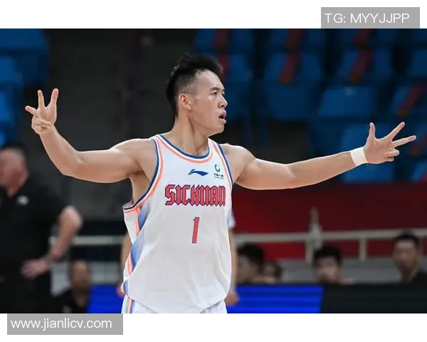 景菡一的成长之路：在挑战中绽放光彩的青春故事